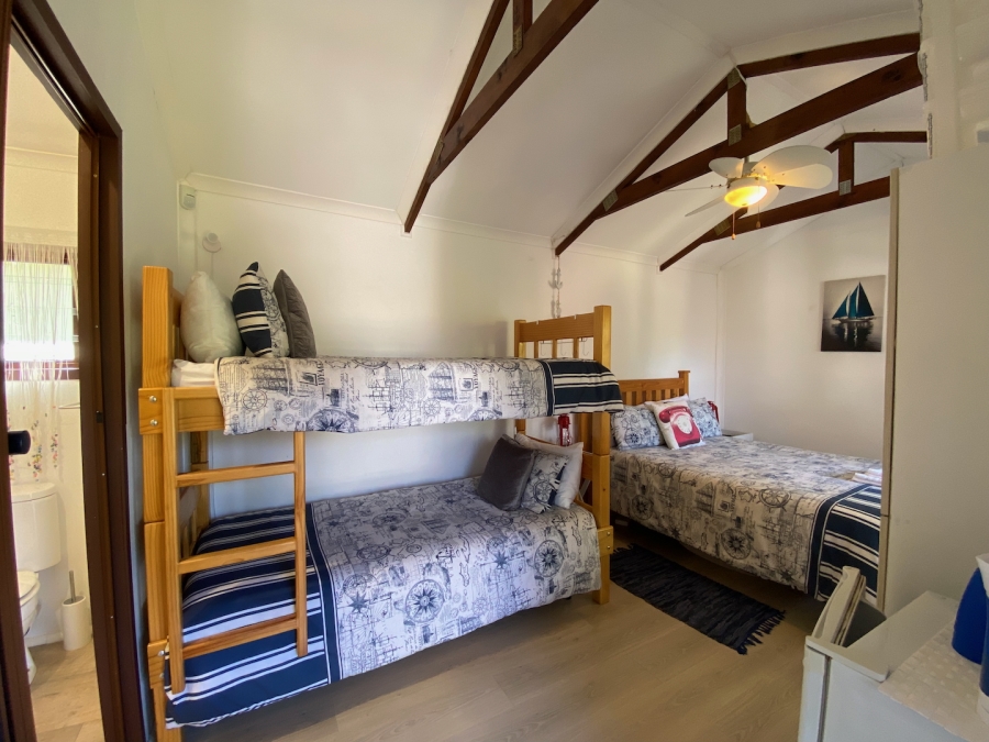 7 Bedroom Property for Sale in Cintsa East Eastern Cape